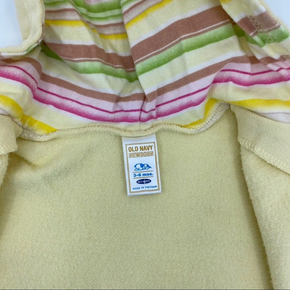Old Navy Baby Girl Hooded Jacket‎ Pockets Yellow
